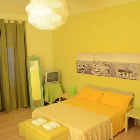 A To Casa Bed & Breakfast