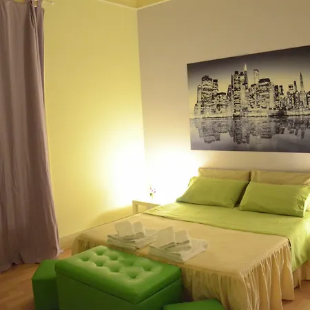 A To Casa Bed & Breakfast 2*