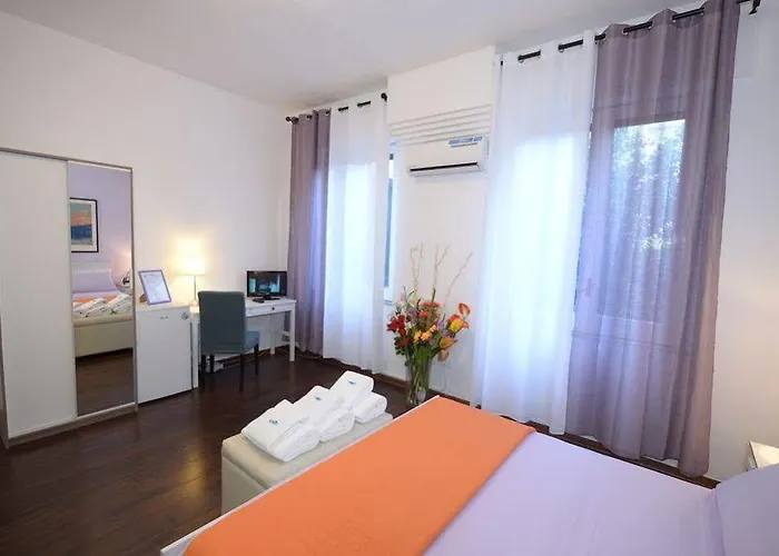 A To Casa 2* باليرمو